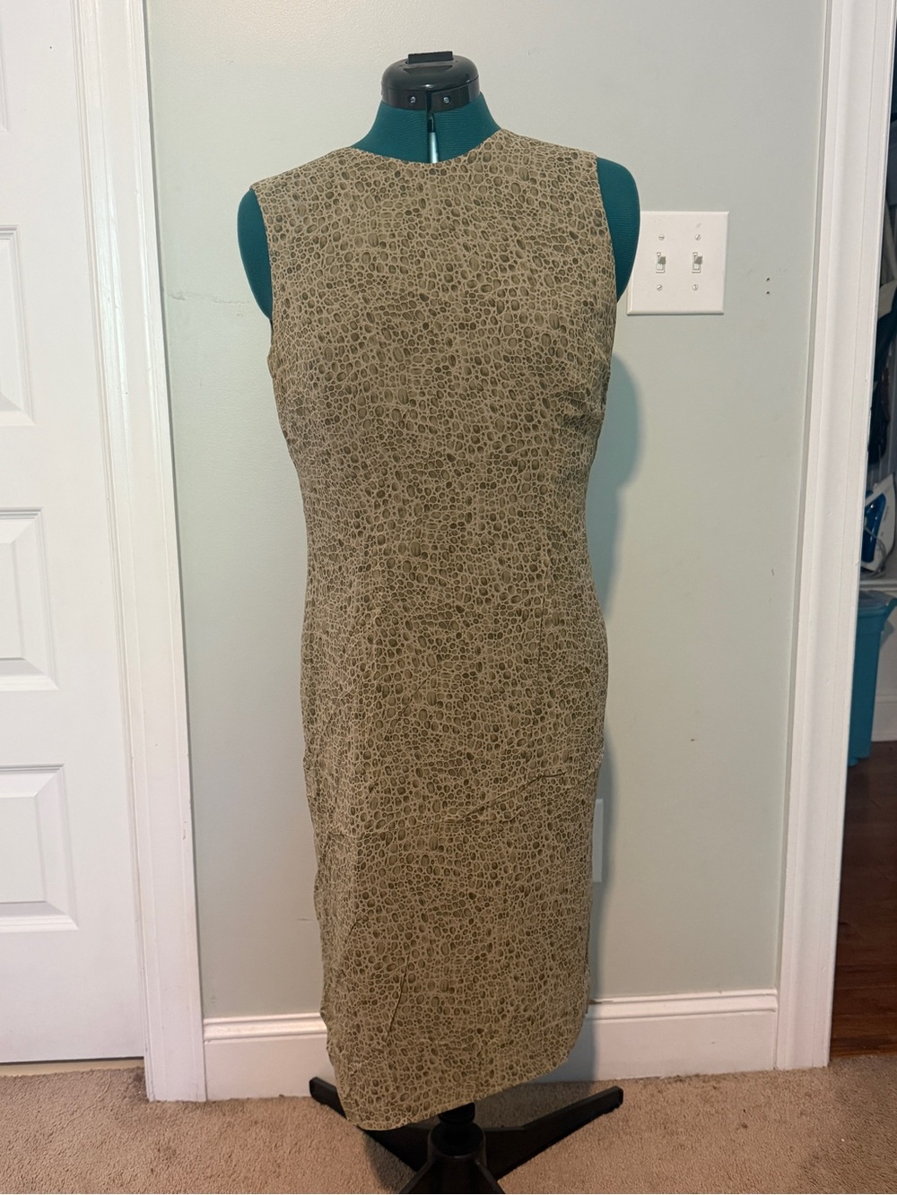 Vintage Liz Claiborne Collection sleeveless sheath/shift dress